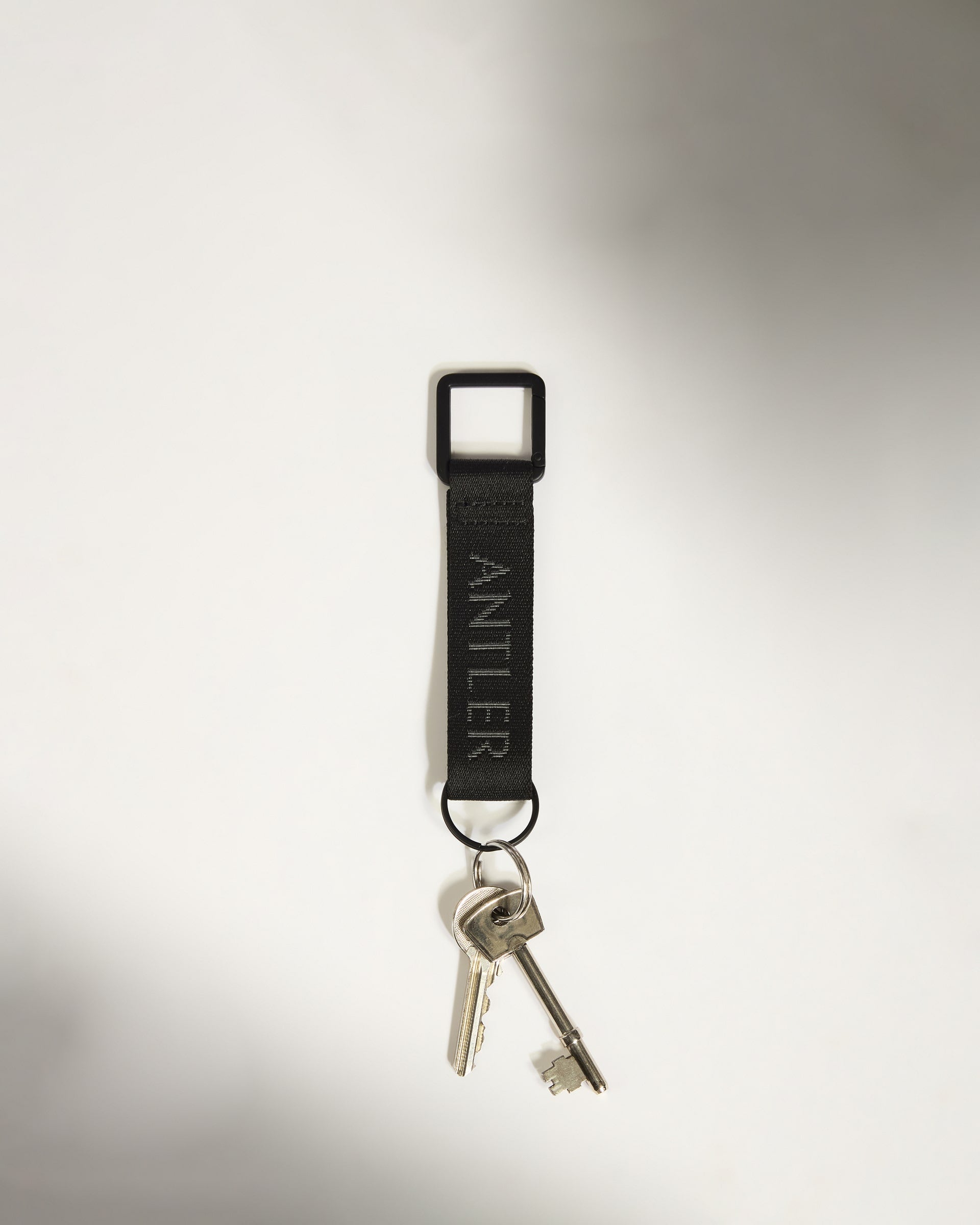 Icon Keyring in Black