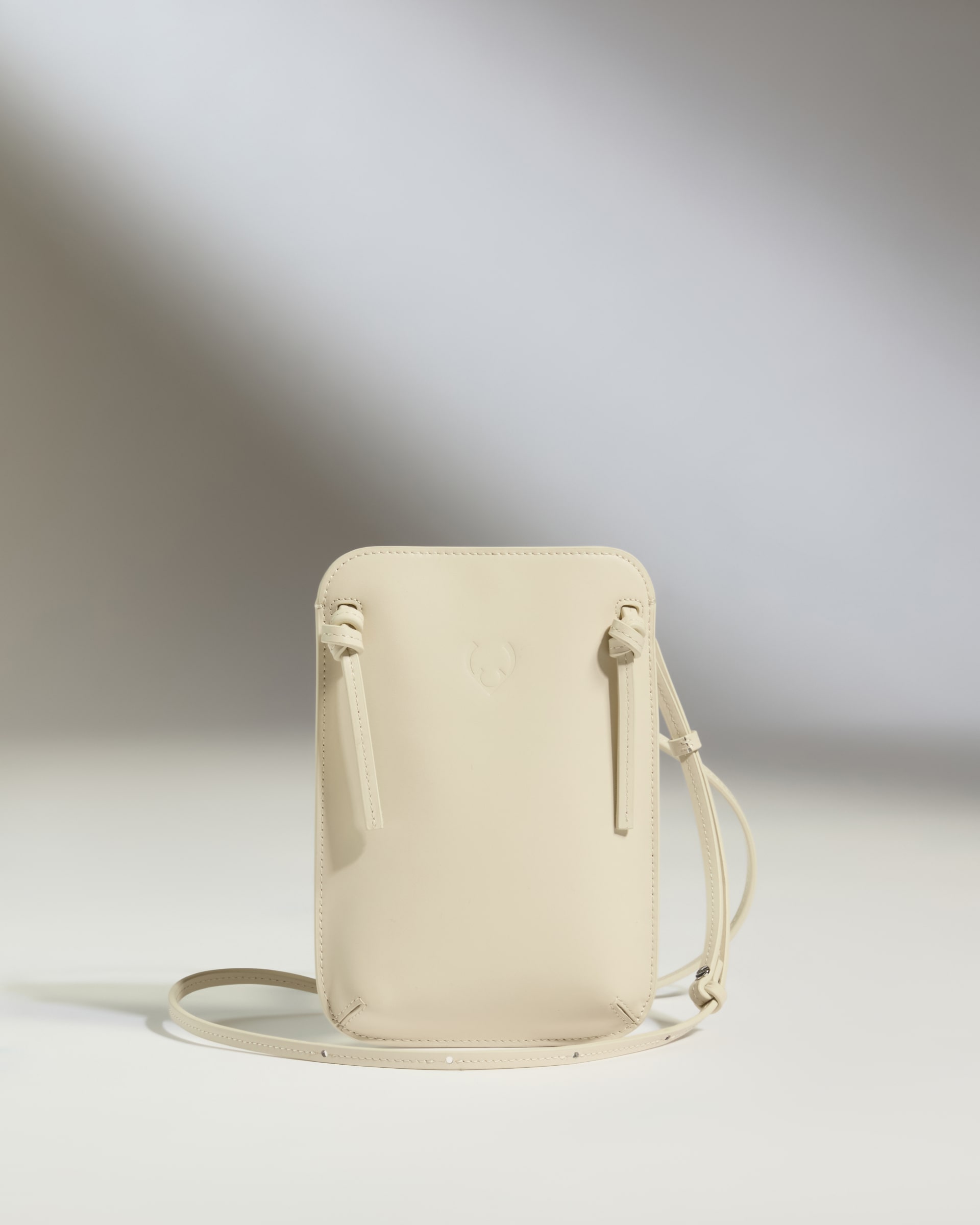 Crossbody Bag in Cream Leather - Heritage Collection