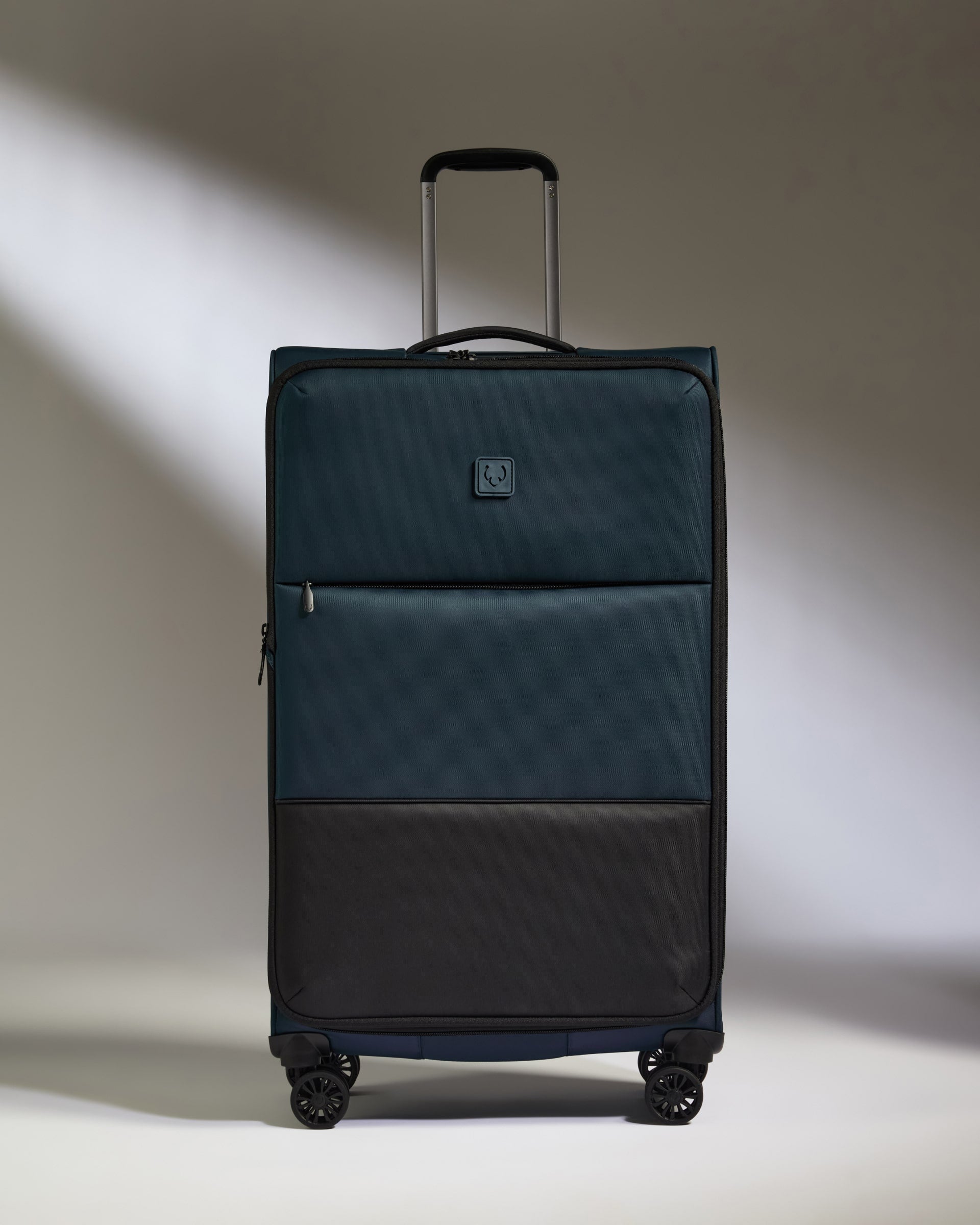 Lightest Large Luggage in Indigo Blue - Soft Stripe 2.0