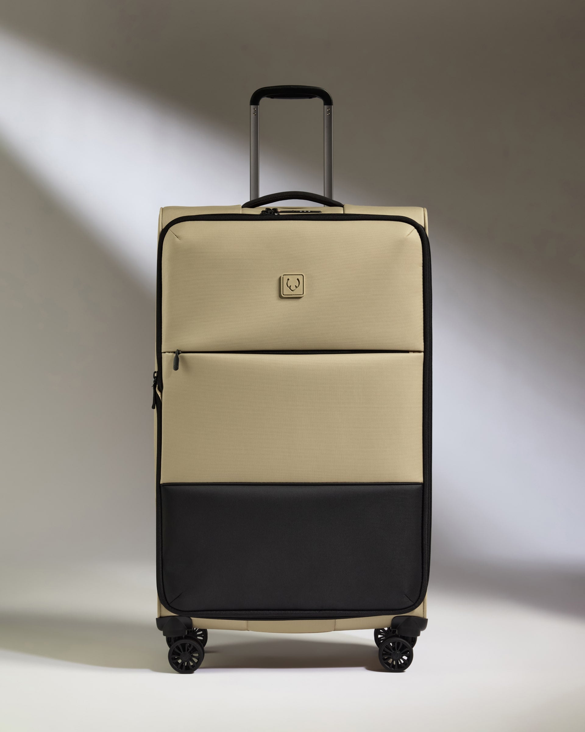 Lightest Large Luggage in Sand - Soft Stripe 2.0