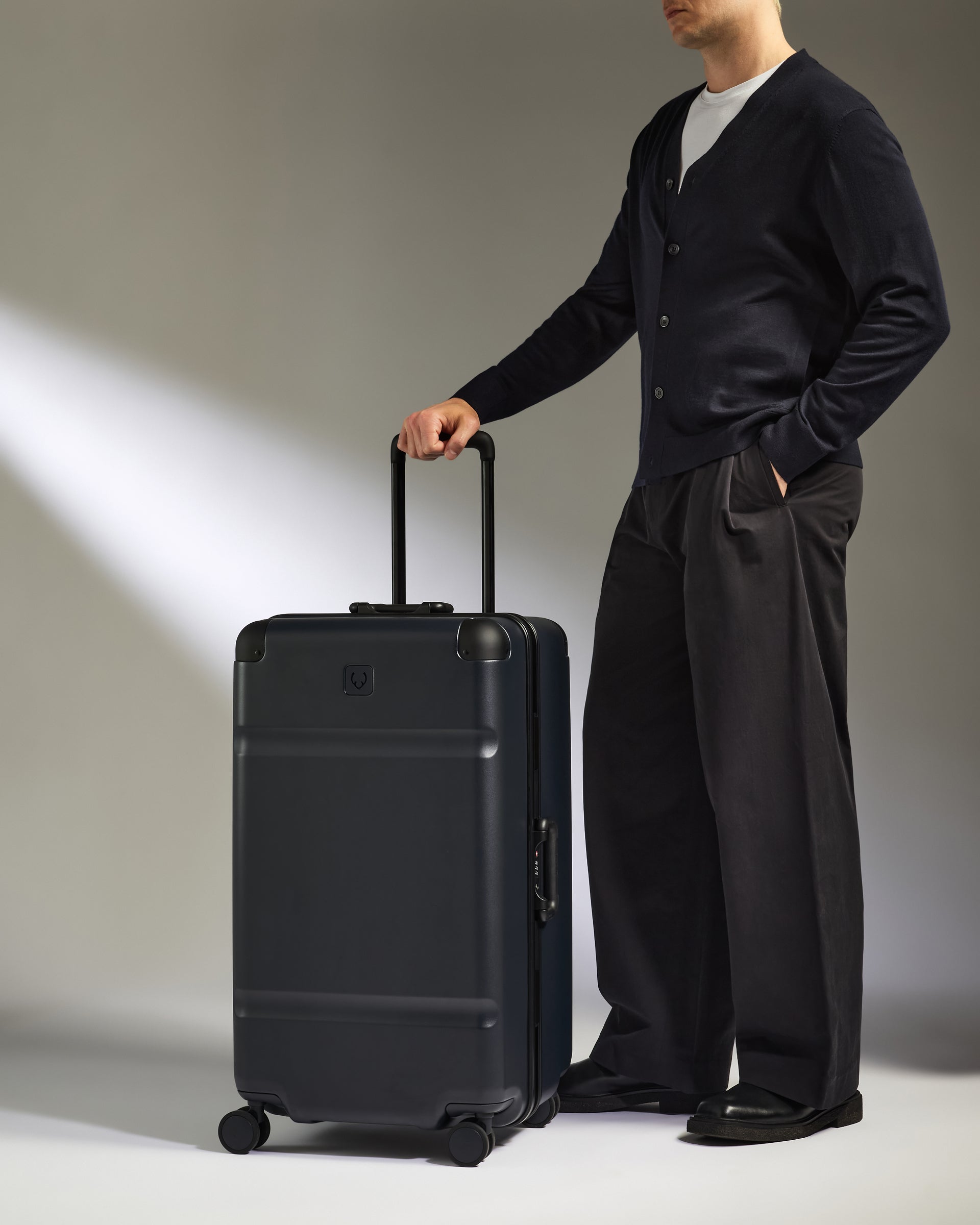 Trunk Luggage in Basalt Navy - Heritage Stripe