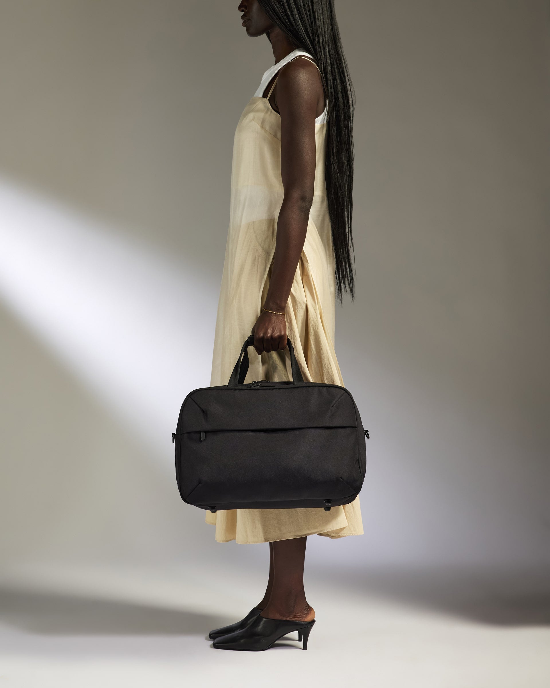 Overnight Bag in Black - Urban Light