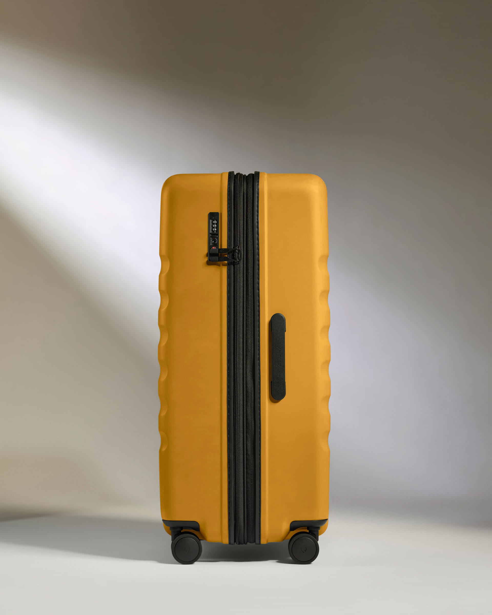 Large Luggage in Mustard Yellow - Icon Stripe