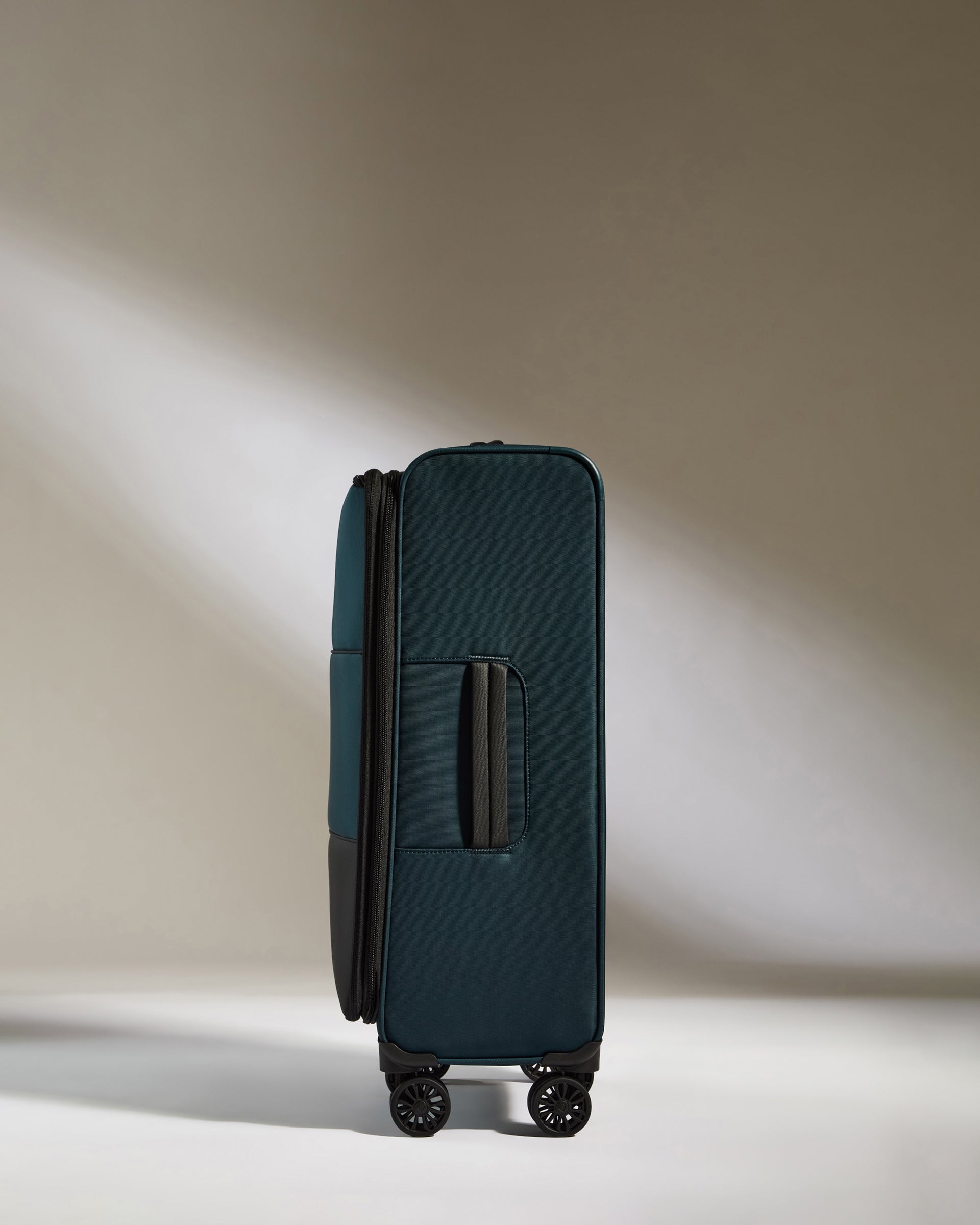 Lightest Medium Luggage in Indigo - Soft Stripe