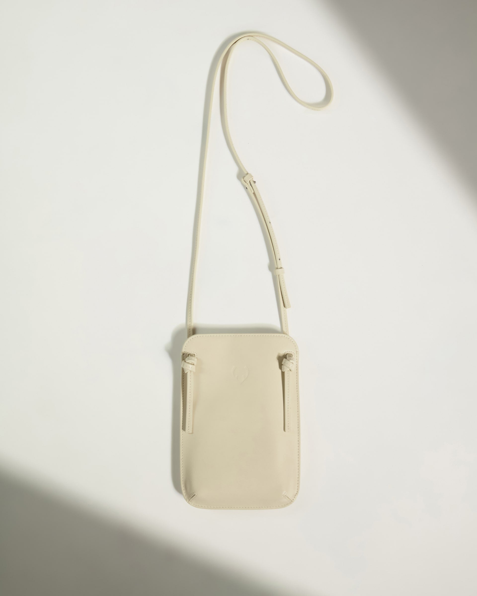 Crossbody Bag in Cream Leather - Heritage Collection
