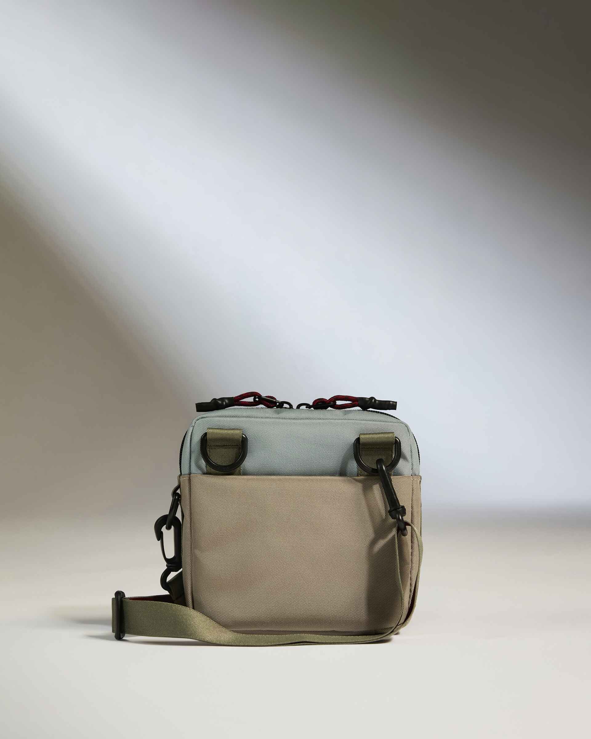 Discovery Crossbody Bag in Mist Blue