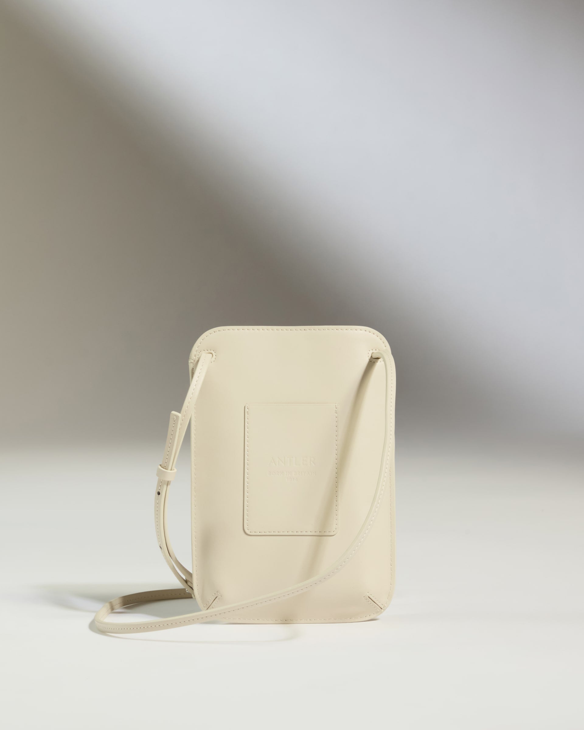 Crossbody Bag in Cream Leather - Heritage Collection