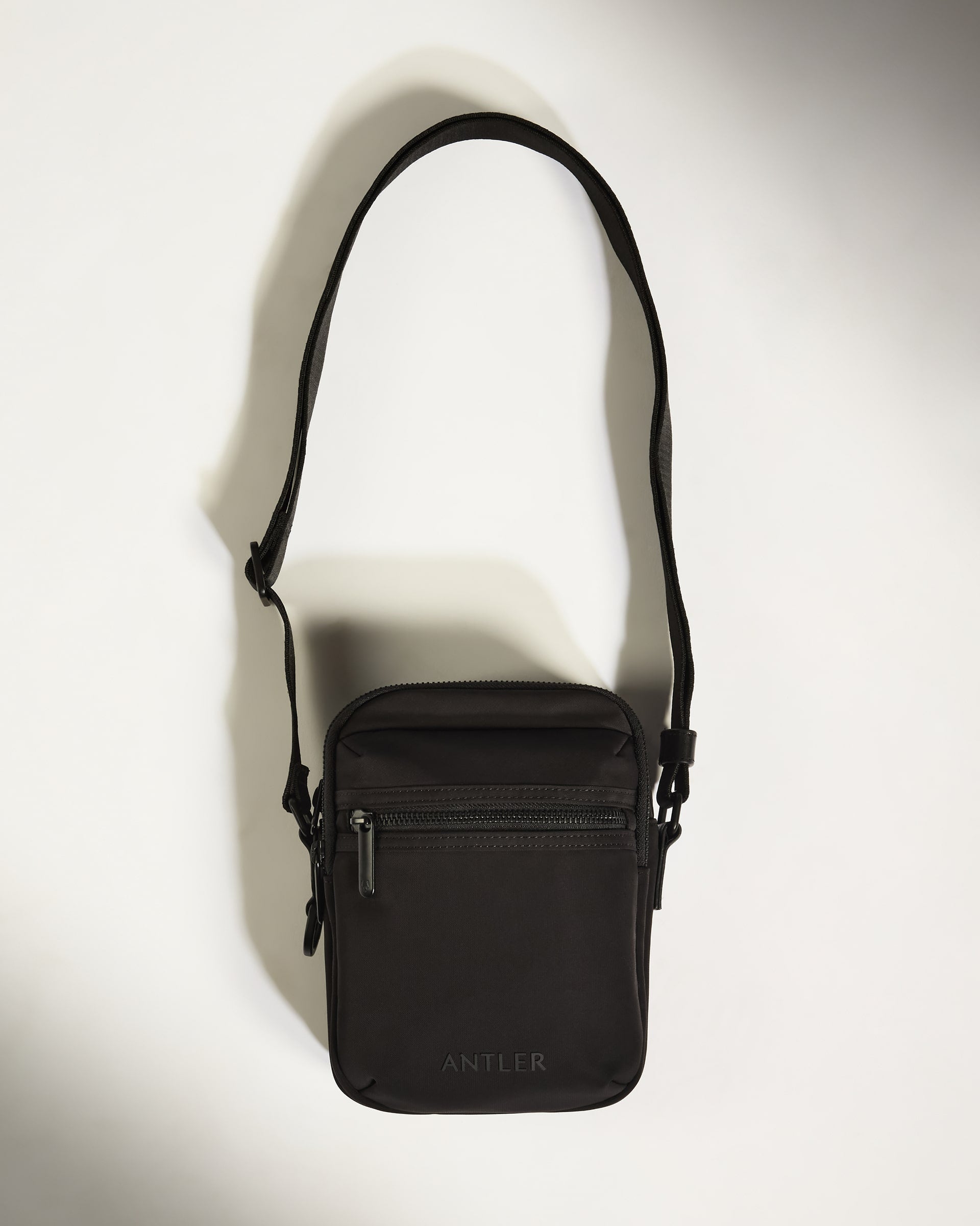 Icon Crossbody Bag in Black