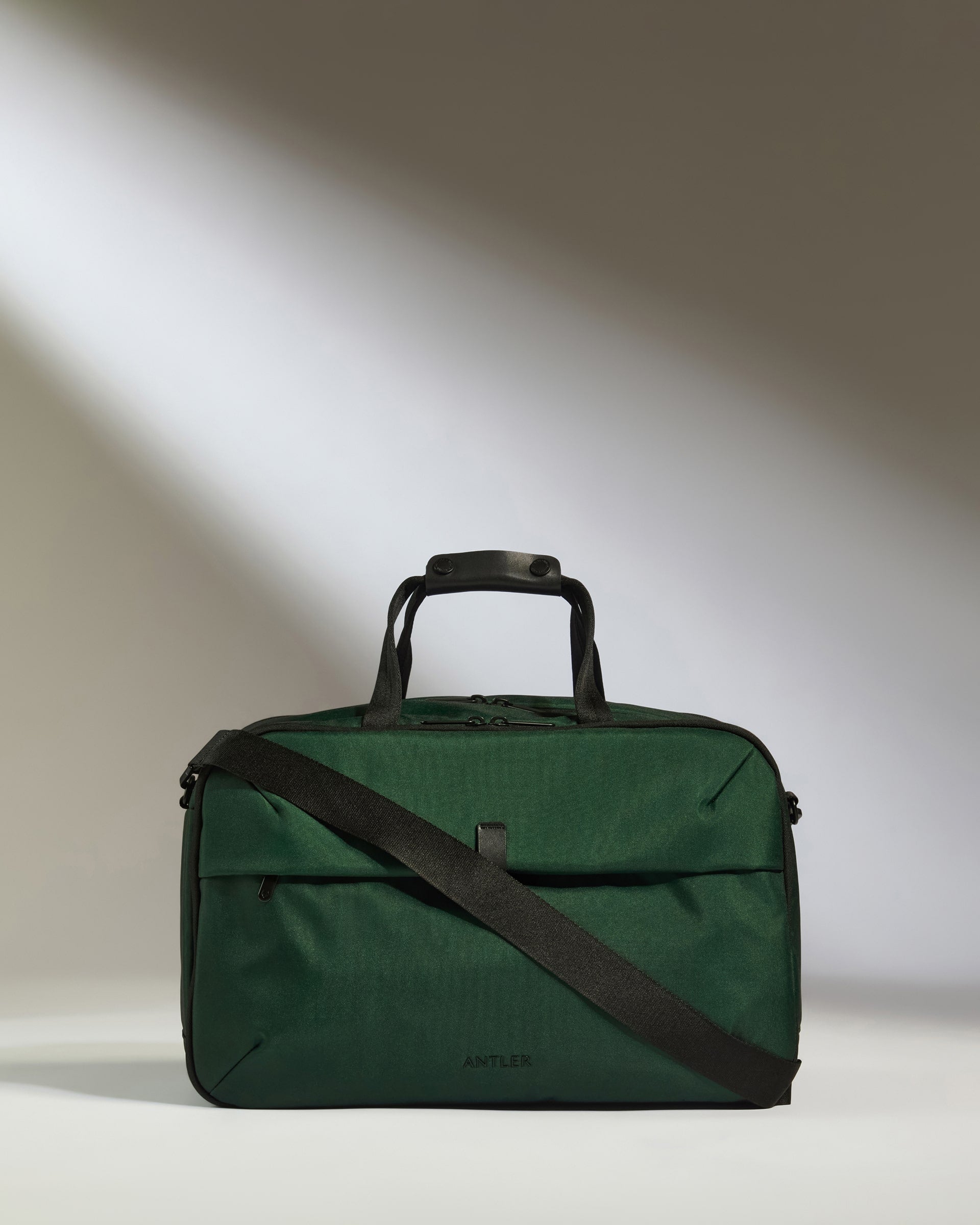 Overnight Bag in Antler Green - Urban Light