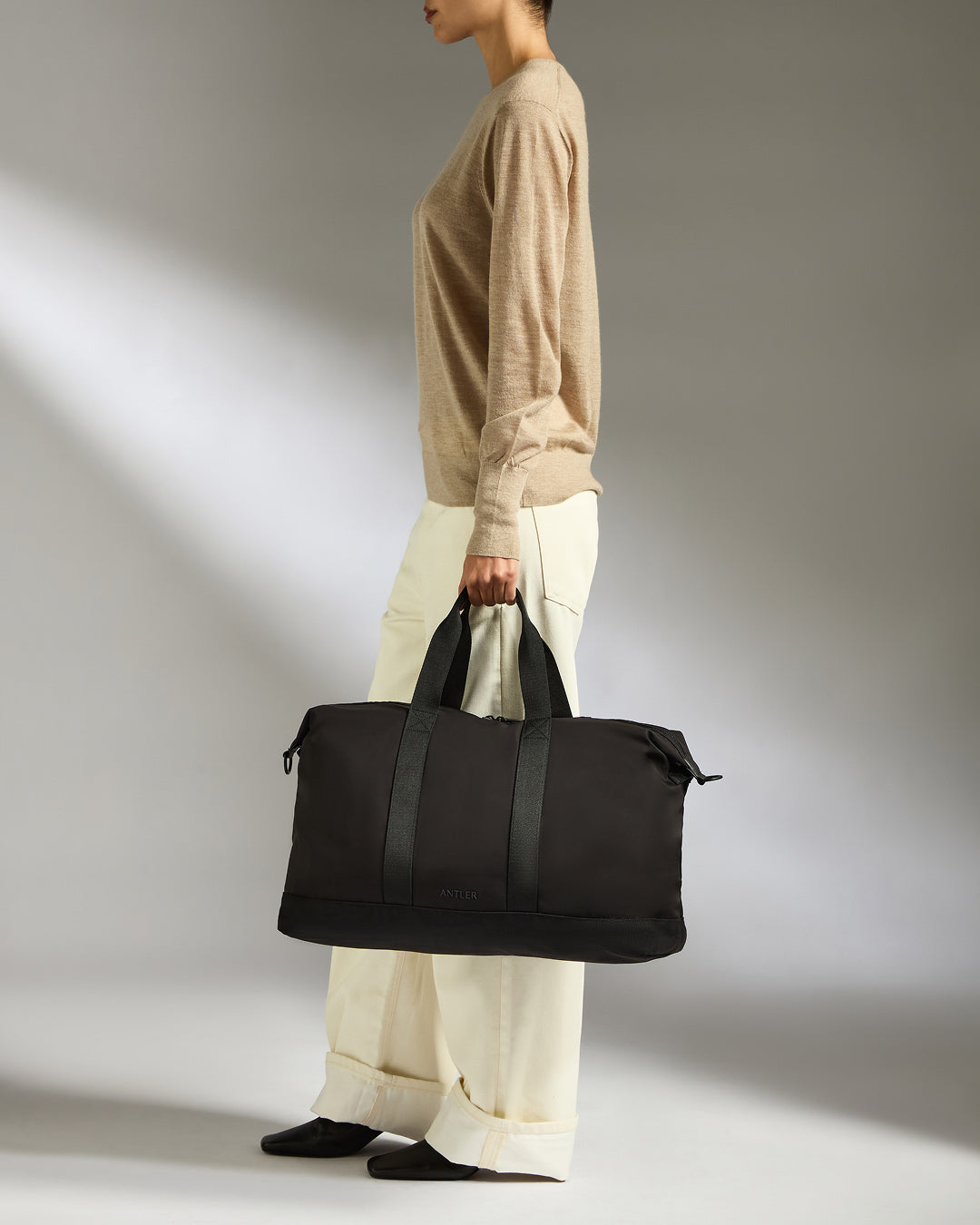 Icon Weekender Bag in Black