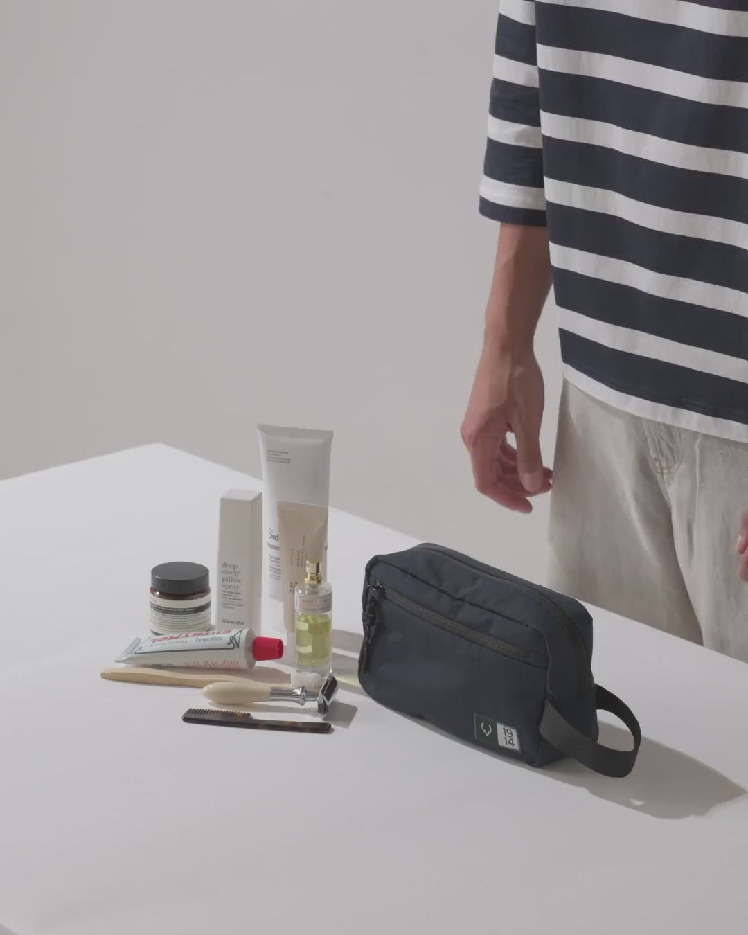 desktop video poster