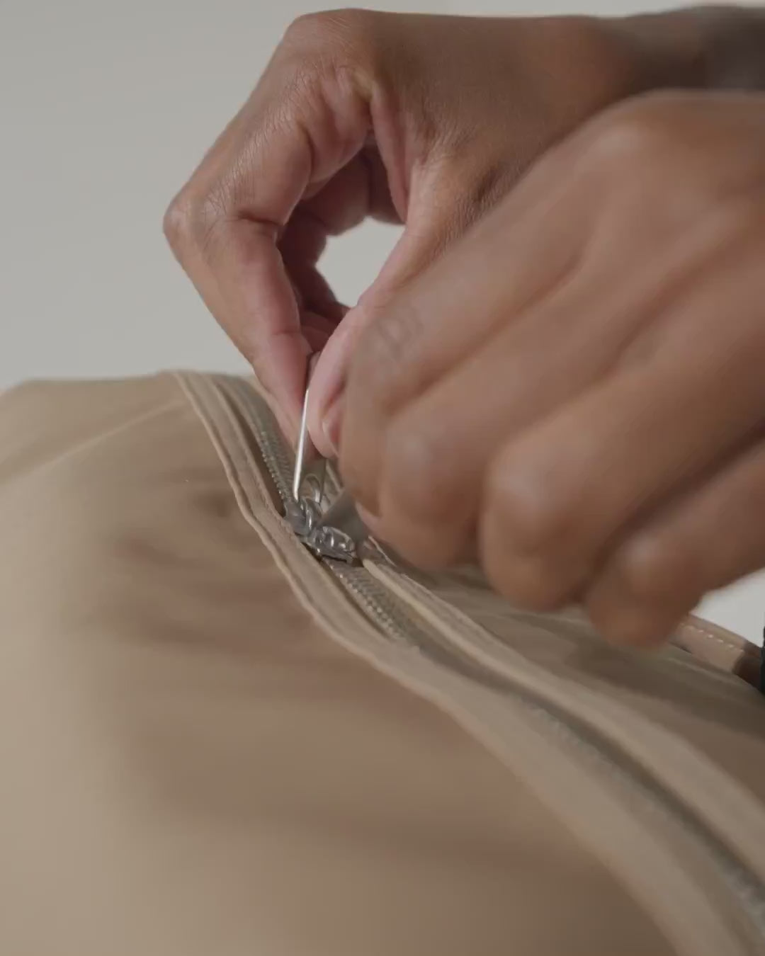 desktop video poster